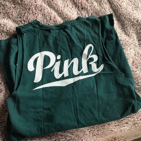 PINK vs tank - Picture 3 of 3